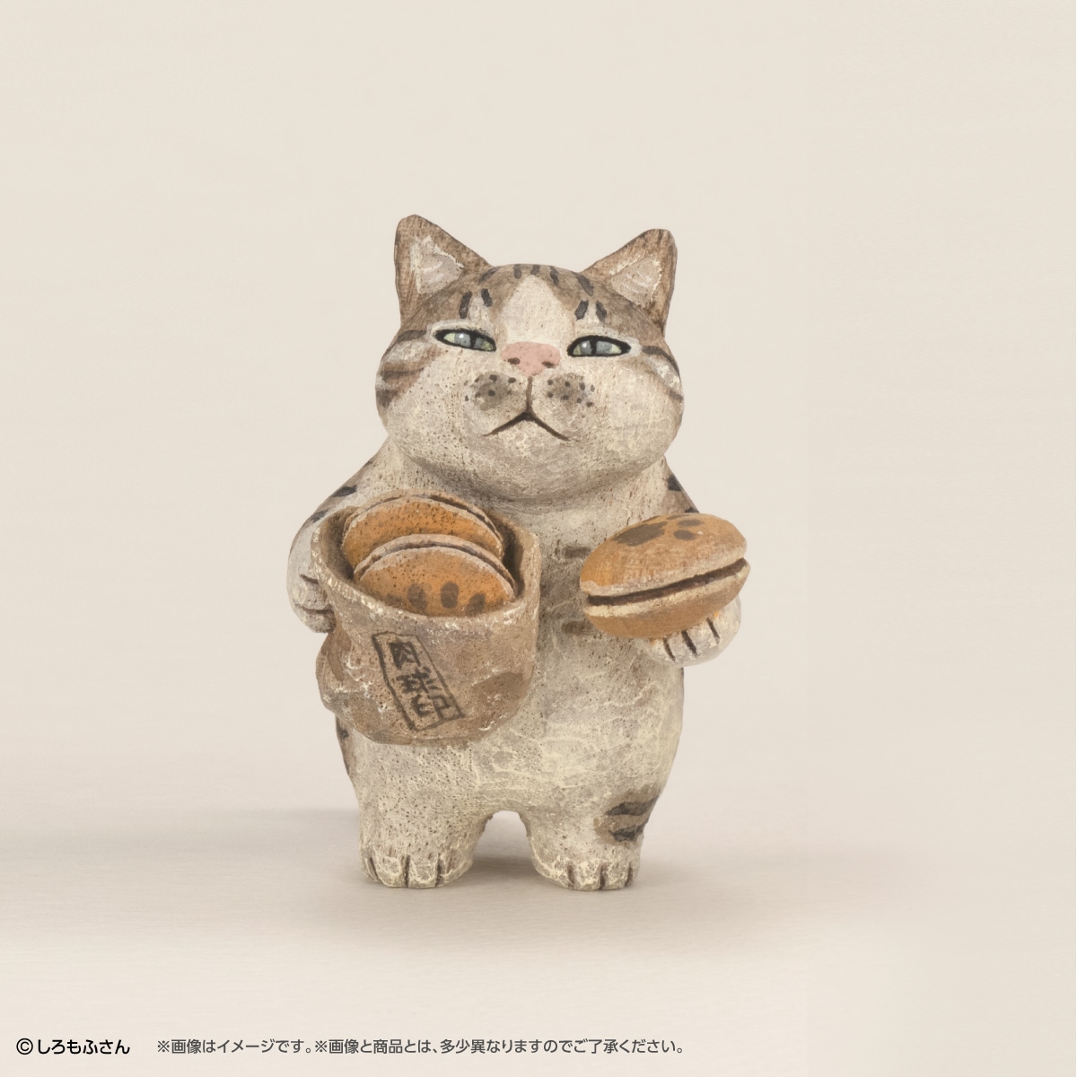 どら焼き大好きキジ白猫